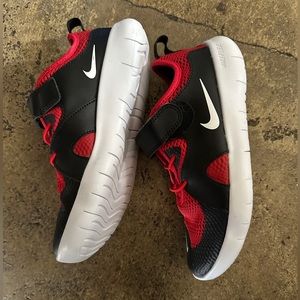 Nike flex kid sneakers